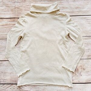 Tea Collection Ivory with Silver Shimmer Stripes Turtleneck Top Girl’s Sz 8